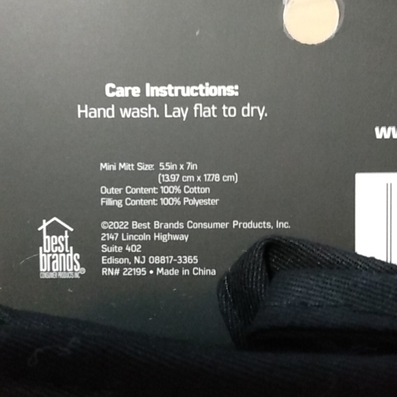 Star Wars Darth Vader Death Star 2 pack kitchen oven mitts - Picture 5 of 6